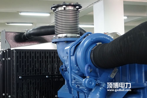 購買柴油發電機組為什么要選品牌發動機OEM認證廠家